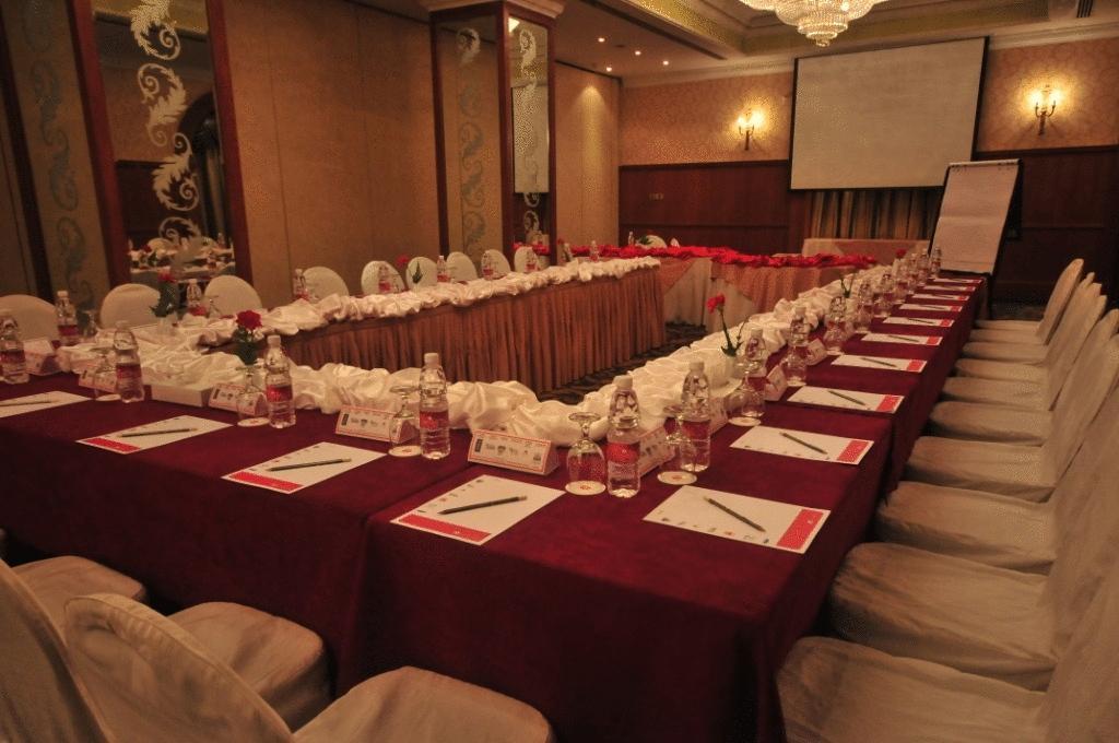 Abjad Grand Hotel Дубай Екстер'єр фото