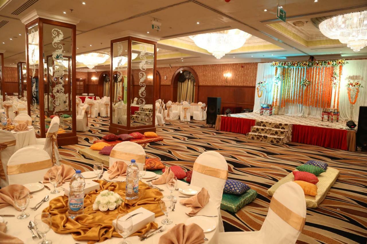 Abjad Grand Hotel Дубай Екстер'єр фото